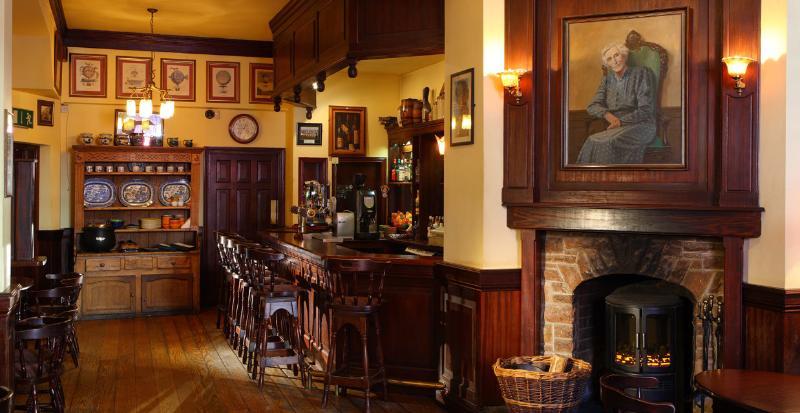 Dingle Benners Hotel Luaran gambar